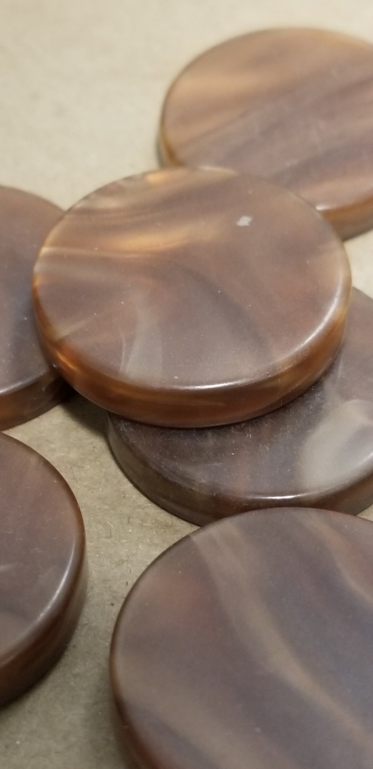 Brown Backgammon Checker Pearl Effect (28mm x 7mm) [sold per chip]