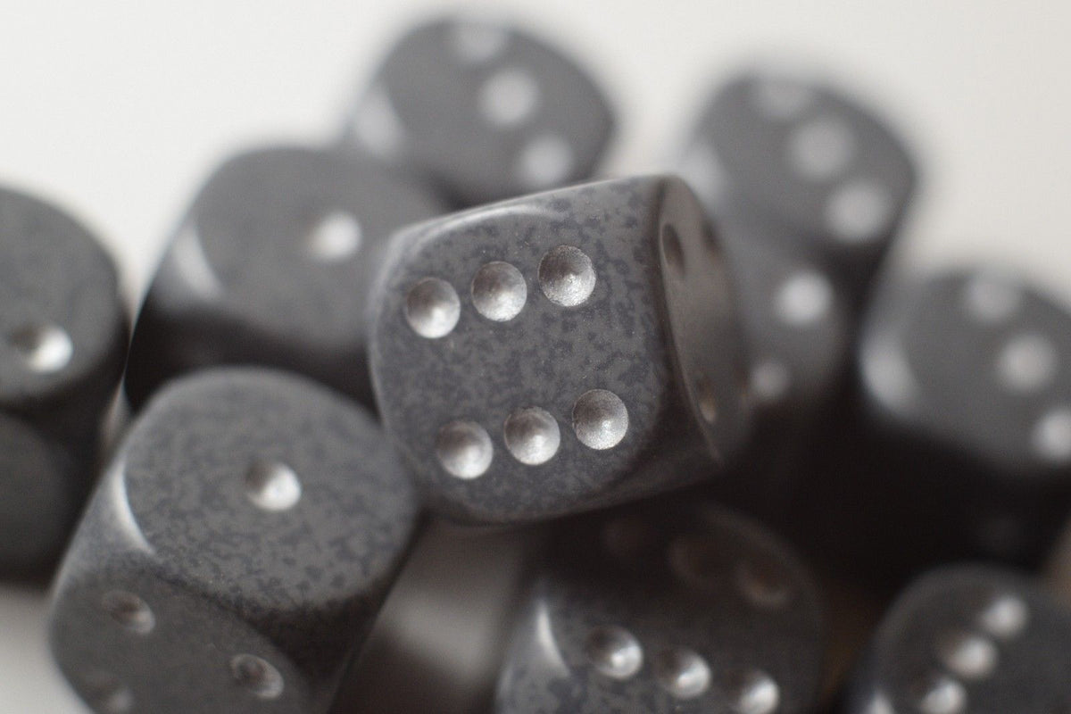 Hi-Tech Speckled 16mm D6 Pipped | Grey/Silver (sold per piece)
