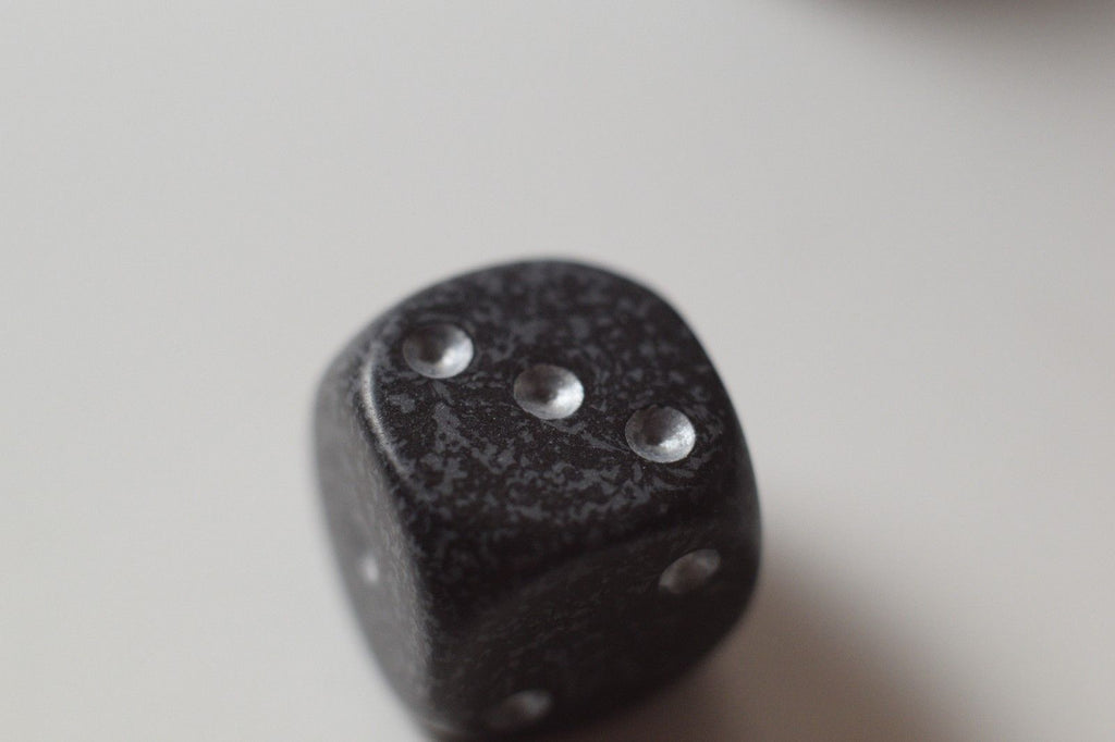 Ninja Speckled 16mm D6 Pipped | Black/Grey (sold per piece)