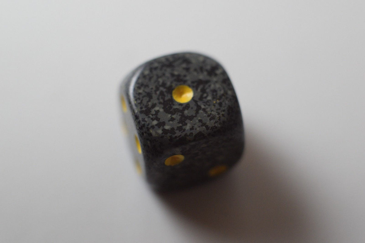 Urban Camo Speckled 16mm D6 Pipped | Sold Per Die (Black/Grey/Yellow)