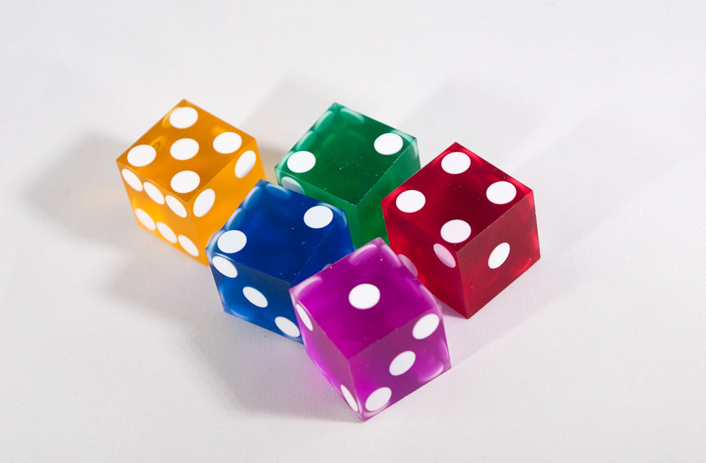 Multi-Color Casino Dice d6 19mm Razor Edge No Serial Numbers or Names Clean